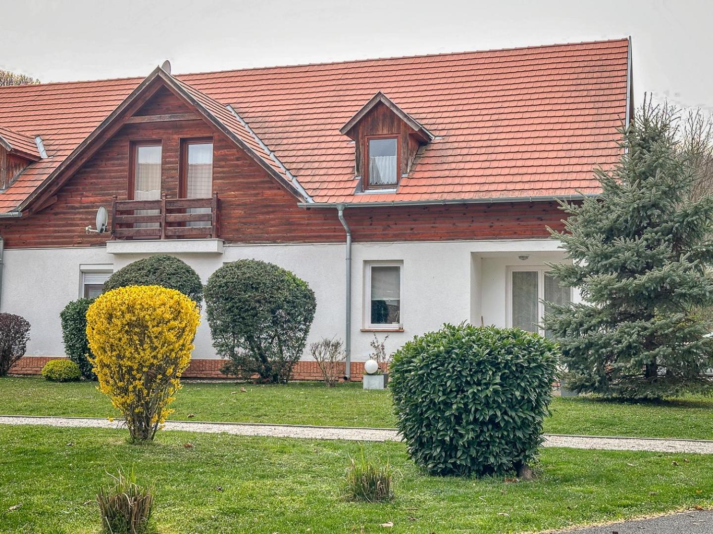 Zalacsány Birdie Apartman מראה חיצוני תמונה